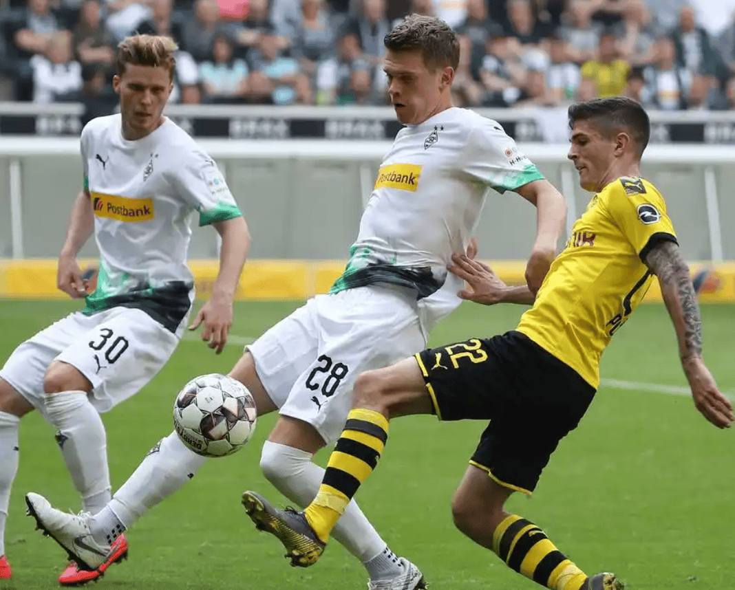 九游登录入口- 今晚瓦伦西亚备战国王杯窗口期曼城调整名单以备亚冠，门兴格拉德巴赫队长鼓劲备战CBA常规赛看傻球迷